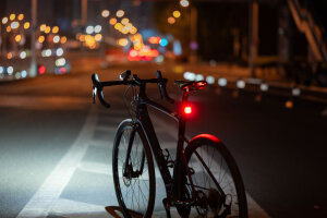 Fenix BC28R Bike Light Set | 2500 lm Front | Synced Rear | USB-C