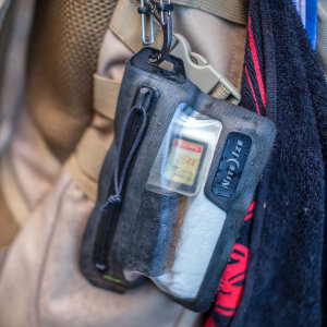 Nite Ize RunOff Wallet Portefeuille étanche | IP67 étanche | TRU Zip