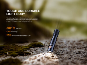 Fenix E05R Mini lampe de poche verte