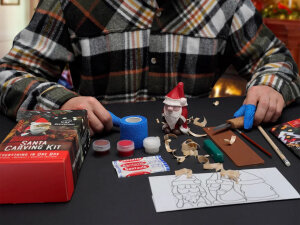 BeaverCraft Santa Holzschnitzset | Lindenholz | Samichlaus-Figur